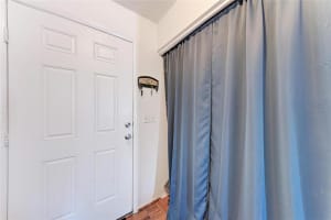 1026 LONGFELLOW COURT, SARASOTA, FL 34243 Sold 10/20/25