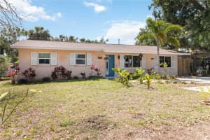 2922 WILLIAMSBURG STREET, SARASOTA, FL 34231 Sold 07/31/25