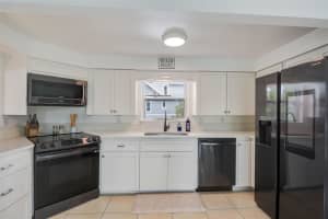 104 29TH STREET, HOLMES BEACH, FL 34217 - MLS#MFRA4648002