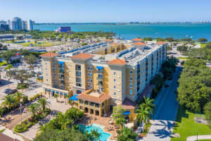 1064 N Tamiami Trl #1425, SARASOTA