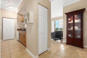 1064 TAMIAMI TRAIL, SARASOTA, FL 34236 - MLS#MFRA4648006