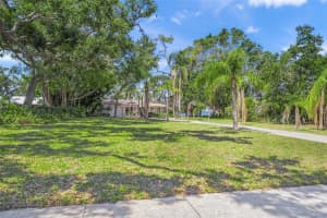 7620 WESTMORELAND DRIVE, SARASOTA, FL 34243 Sold 10/31/25