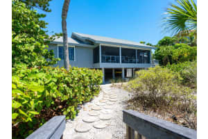 3201 CASEY KEY ROAD, NOKOMIS, FL 34275 - MLS#MFRA4648103