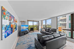 707 GULFSTREAM AVENUE, SARASOTA, FL 34236 Sold 08/06/25