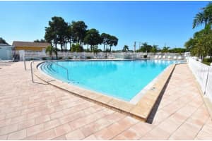 4722 WINGED FOOT AVENUE, SARASOTA, FL 34234 - MLS#MFRA4648117