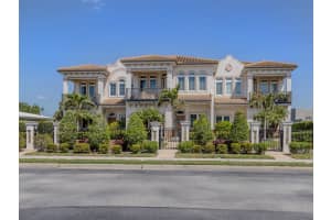 212 MILAN AVENUE, VENICE, FL 34285 - MLS#MFRA4648120