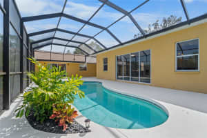 6217 GOLDFINCH STREET, SARASOTA, FL 34241 Sold 08/26/25
