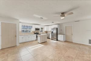 2151 UPTON AVENUE, SARASOTA, FL 34232 - MLS#MFRA4648182