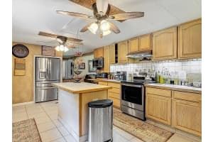 4713 CLOVE AVENUE, BUNNELL, FL 32110 Sold 07/31/25