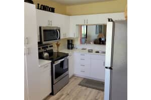 9620 CLUB SOUTH CIRCLE, SARASOTA, FL 34238 - MLS#MFRA4648292