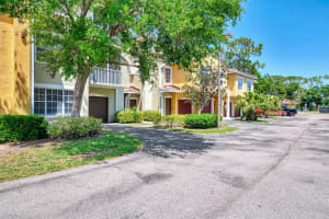 5655 BENTGRASS DRIVE, SARASOTA, FL 34235 Sold 05/14/25