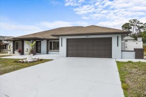 2881 48TH WAY, BRADENTON, FL 34203 - MLS#MFRA4648331