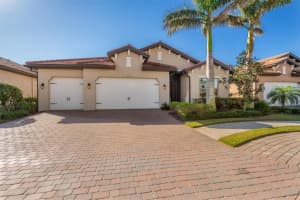 227 Maraviya Blvd, NOKOMIS