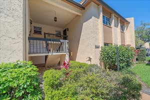 2640 CLUBHOUSE DRIVE, SARASOTA, FL 34232 Sold 07/22/25