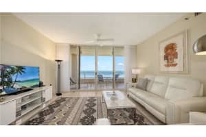 3080 GRAND BAY BOULEVARD, LONGBOAT KEY, FL 34228 Sold 06/16/25
