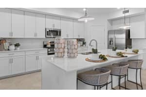 5632 SUMMIT POINTE CIRCLE, BRADENTON, FL 34210 - MLS#MFRA4648545