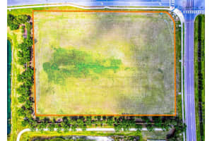 11500 44TH AVENUE, BRADENTON, FL 34210 - MLS#MFRA4648547