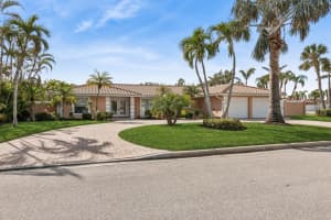 531 N Spoonbill Dr, SARASOTA