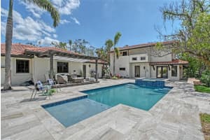 2833 BAY SHORE CIRCLE, SARASOTA, FL 34234 - MLS#MFRA4648576