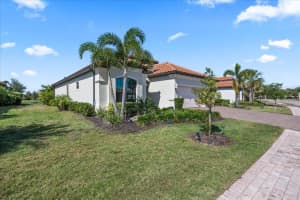 7113 WHITTLEBURY TRAIL, BRADENTON, FL 34202 Sold 09/15/25