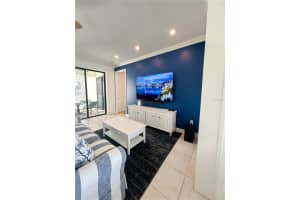 7303A MIDNIGHT PASS ROAD, SARASOTA, FL 34242 - MLS#MFRA4648605