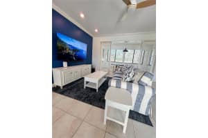 7303A MIDNIGHT PASS ROAD, SARASOTA, FL 34242 - MLS#MFRA4648605