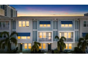 845 BURLINGTON AVENUE, ST PETERSBURG, FL 33701 - MLS#MFRA4648663