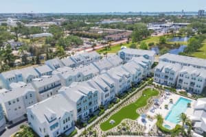 2340 LINDSTROM STREET, SARASOTA, FL 34237 - MLS#MFRA4648688