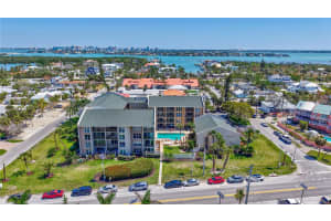 845 BENJAMIN FRANKLIN DRIVE, SARASOTA, FL 34236 Sold 07/29/25