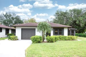 2614 67th St W, BRADENTON