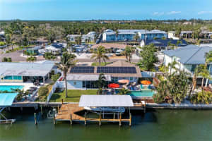 10211 SANDPIPER ROAD, BRADENTON, FL 34209 Sold 05/15/25