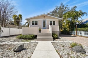 652 OHIO PLACE, SARASOTA, FL 34236 - MLS#MFRA4648752