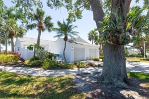 801 WATERSIDE LANE, BRADENTON, FL 34209 - MLS#MFRA4648761