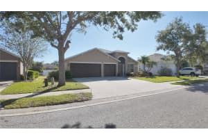 6107 42ND STREET CIRCLE, BRADENTON, FL 34203 Sold 05/12/25