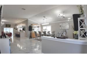 6107 42ND STREET CIRCLE, BRADENTON, FL 34203 Sold 05/12/25