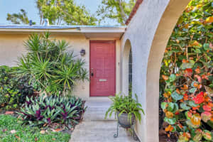 2267 PUEBLO LANE, SARASOTA, FL 34231 Sold 07/25/25