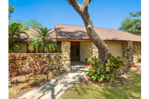 4917 HIDDEN OAKS TRAIL, SARASOTA, FL 34232 Sold 06/27/25
