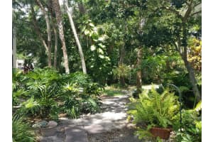 7842 EAGLE CREEK DRIVE, SARASOTA, FL 34243 - MLS#MFRA4648853