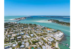 771 BROADWAY STREET, LONGBOAT KEY, FL 34228 Sold 10/08/25