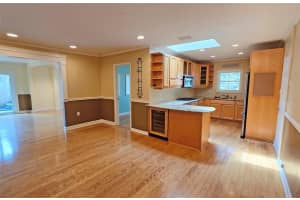 3004 BAY SHORE CIRCLE, SARASOTA, FL 34234 - MLS#MFRA4648900