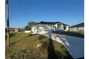 3411 13TH STREET, LEHIGH ACRES, FL 33976 - MLS#MFRA4648904