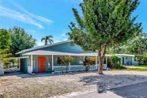 4105 ROCKEFELLER AVENUE, SARASOTA, FL 34231 Sold 05/27/25