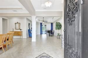 17003 2ND AVENUE, BRADENTON, FL 34212 Sold 08/01/25