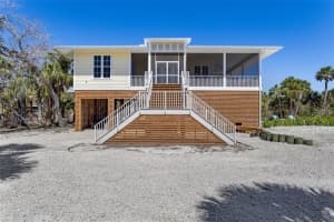32 Palm Dr, PLACIDA