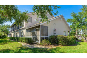 6770 FAIRWAY GARDENS DRIVE, BRADENTON, FL 34203 Sold 08/28/25