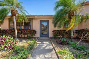 6209 HERITAGE LANE, BRADENTON, FL 34209 - MLS#MFRA4648998