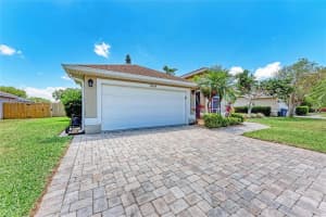 7814 48th Ave E, BRADENTON