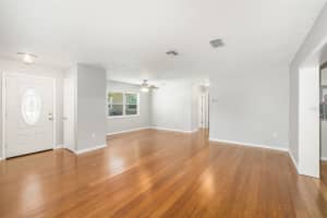 2835 MAYFLOWER STREET, SARASOTA, FL 34231 Sold 06/09/25