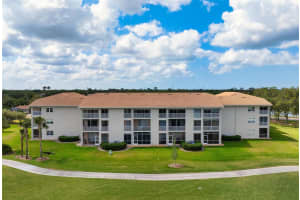 9630 CLUB SOUTH CIRCLE, SARASOTA, FL 34238 Sold 09/02/25