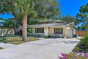 2538 FLOYD STREET, SARASOTA, FL 34239 Sold 06/02/25